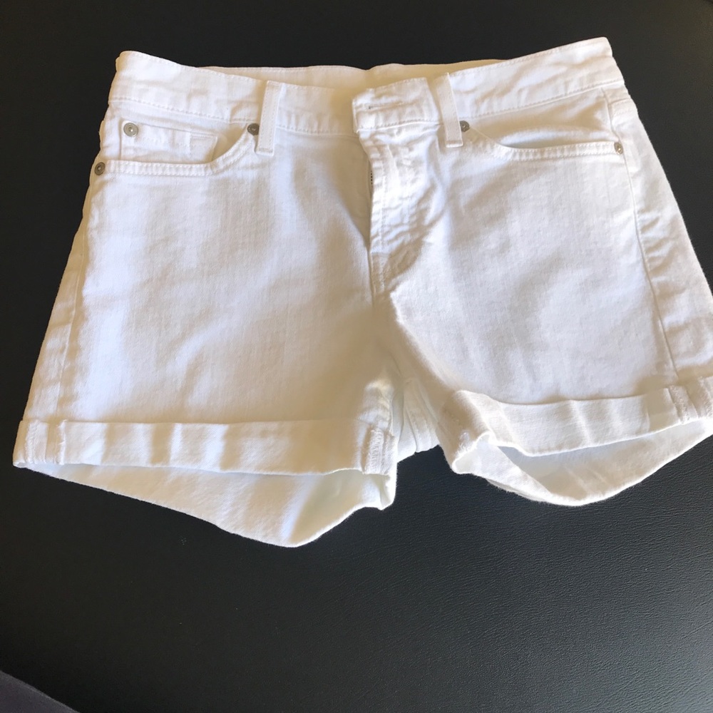 7 for All Mankind Roll Up Short- White Size 28